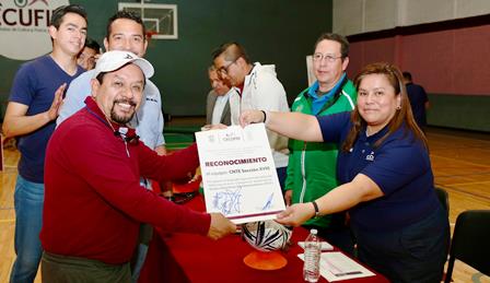 Premian a ganadores de los Juegos Deportivos Interdependencias ...