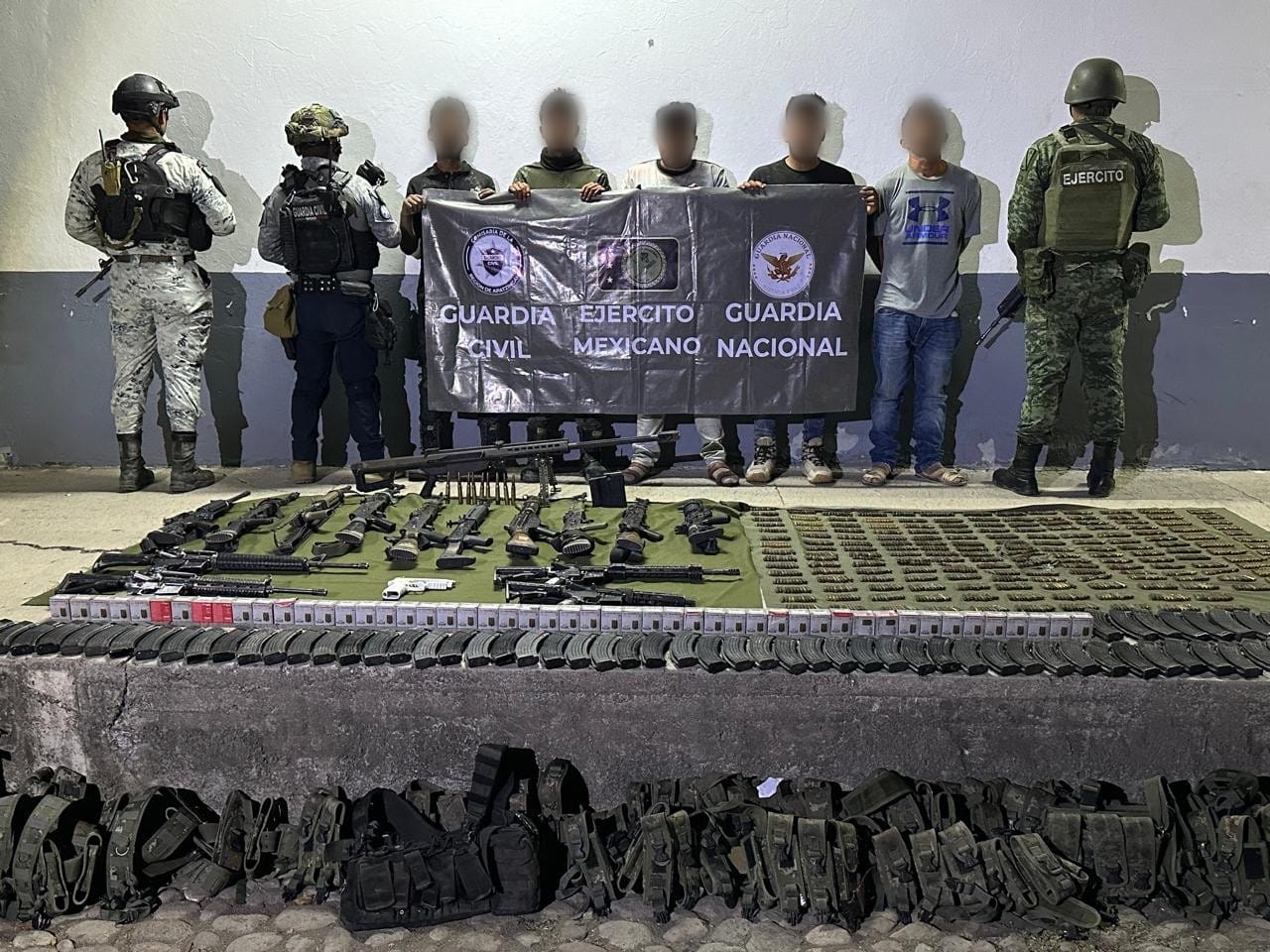 After a shootout, they seize 5 suspected drug sellers and seize their arsenal – Michoacán Response